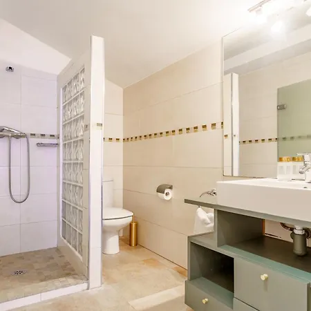 Willa Mendizola - 5 - Piscine - Vue Montagne Sare