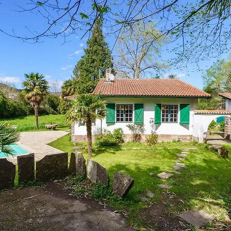 Mendizola - 5 - Piscine - Vue Montagne Sare