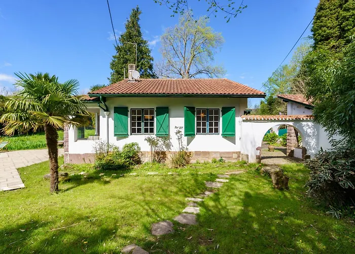 Mendizola - 5 - Piscine - Vue Montagne * Sare