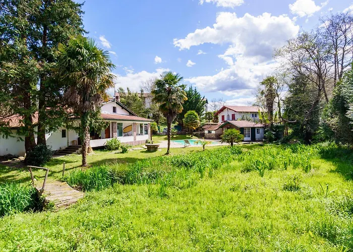 Mendizola - 5 - Piscine - Vue Montagne