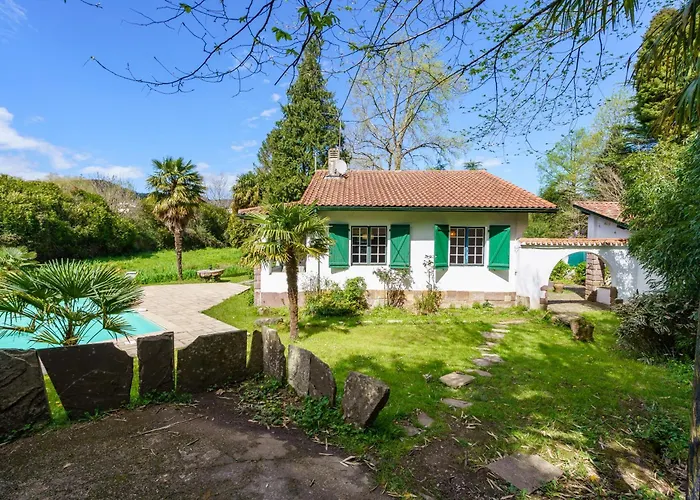 Mendizola - 5 - Piscine - Vue Montagne Sare